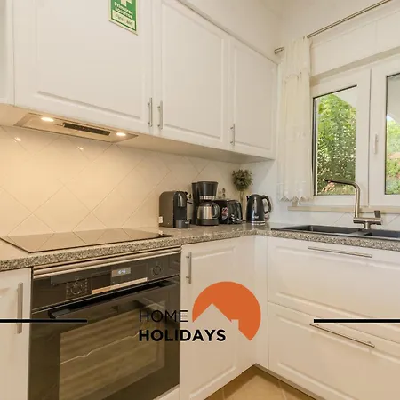 #322 Family Spacious & Cozy Appartement